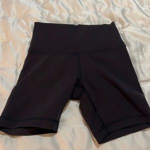 Lululemon wunder train 4” shorts